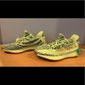 Deadstock semi frozen yellow yeezy 350 boost v2